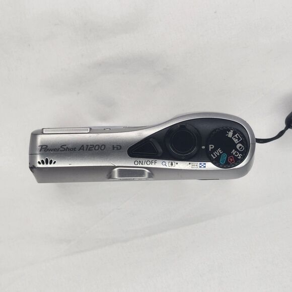 Canon PowerShot A1200 HD 12.1MP Digital Camera Silver Works W/ Pelican 1120 Case - Picture 2 of 15